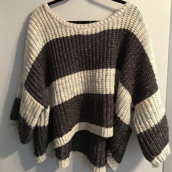 Sweater - Picture 1 of 1